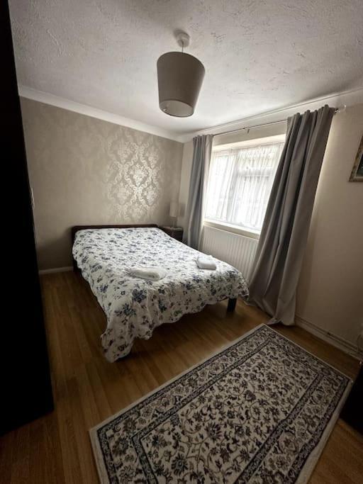 Cosy Entire One Bedroom Hideaway Bromley Exterior photo